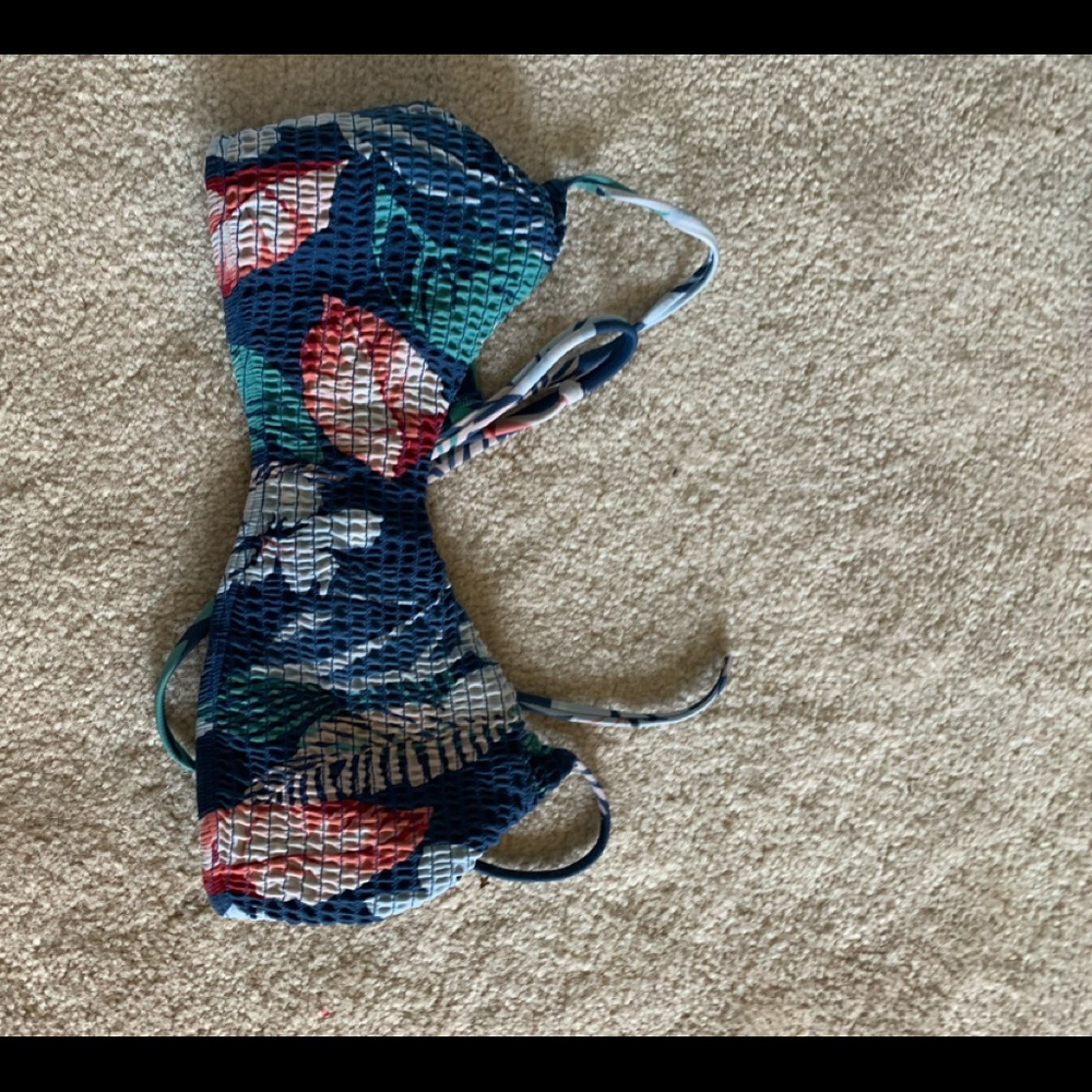 Hollister swim top
